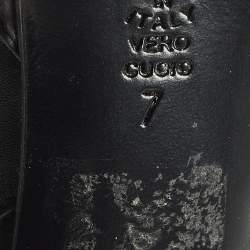 Pre Owned حذاء بوت كاحل كاسادى نعل سميك منقوش سلسلة جلد أسود مقاس 37