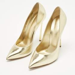 Pre Owned Casadei Gold Leather Blade Pointed Toe Pumps  Size 39