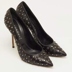مملوكة مسبقًا Casadei Size 40.5 Black Leather Studded Pointed Toe Pumps