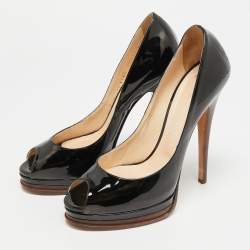 مملوكة مسبقًا حذاء كعب عالي كاساداي جلد لامع أسود مقدمة مفتوحة منصة مقاس 38