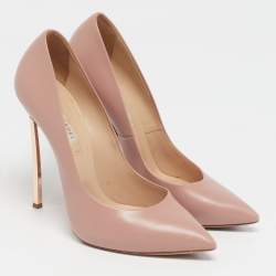 Pre Owned حذاء كعب عالي كاسادي بجلد زهري فاتح مقدمة مدببة مقاس 39