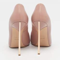 Pre Owned حذاء كعب عالي كاسادي بجلد زهري فاتح مقدمة مدببة مقاس 39