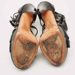 Pre Owned صندل كاسادي بلاستيك مشمع بني سيور مزخرف كريستال نعل سميك مقاس 37