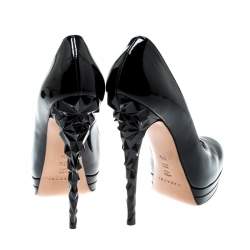 Pre Owned حذاء كعب عالي كاسادي نعل سميك جلد لامع أسود مقاس 38.5