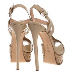 Pre Owned Casadei Beige Patent Leather T-Strap Platform Sandals Size 39.5