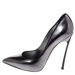 Pre Owned Casadei Grey Leather Pointed Toe Pumps Size 38.5 
