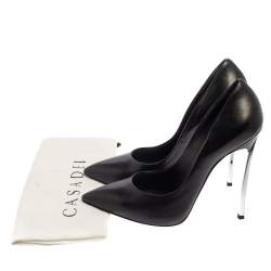 Pre Owned حذاء كعب عالى كاسادى مقدمة مدببة وجلد أسود مقاس 38.5