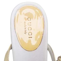 Pre Owned Gucci Cream/White Patent And Leather Thong Sandals Size 37.5