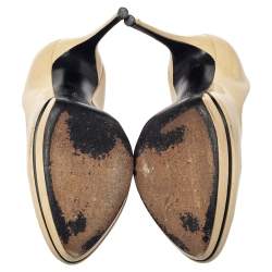 Pre Owned Casadei Beige Patent Leather Pumps Size 38