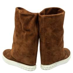 Pre Owned حذاء بوت للكاحل كاسادي كعب عريض سويدي بني مقاس 37.5