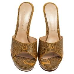 Pre Owned صندل كاسادي جلد نقشة السحلية بني/أصفر مقاس 40