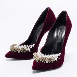 Pre Owned Casadei Burgundy Velvet Crystal and Faux Pearl Embellished Pumps Size 38