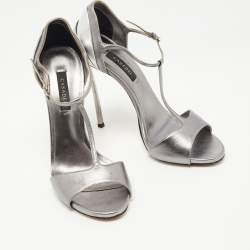 Pre Owned Casadei Metallic Silver Leather T-strap Sandals Size 39