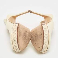 مملوكة مسبقًا Casadei Cream Patent Buckle Strap Pumps Size 39