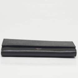 مملوكة مسبقًا محفظة كونتيننتال بقلاّب كبيرة جلد أسود سيلين