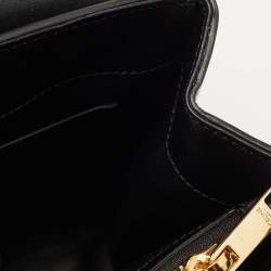 Pre Owned Celine Black Leather Medium Classique 16 Top Handle Bag