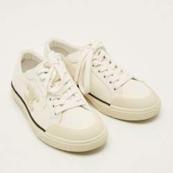 Pre Owned حذاء رياضي سيلين تريومف قماش أبيض مائل للخشب مقاس 35