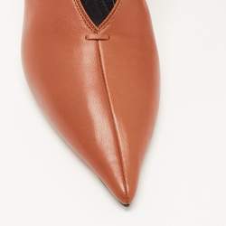 Pre Owned Celine Brown Leather V  Neck Pointed Toe Pumps Size 39.5