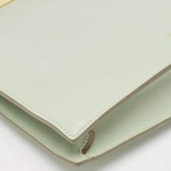 Pre Owned حقيبة كروس سيلين جلد أخضر فاتح بمشبك