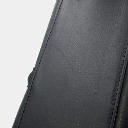 Pre Owned Celine 16 Seise Small Black Calf Leather Handbag