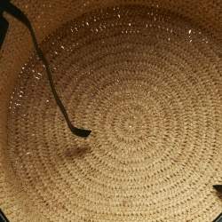 Pre Owned حقيبة سلة سيليين جلد أسود وكريمي ورافيا