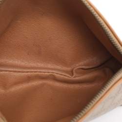 مملوكة مسبقًا Celine Beige Macadam Canvas Pouch Clutch