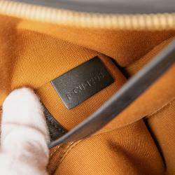 مملوكة مسبقًا حقيبة كروس بودي سيلين تريومف وسط قماش مطلي شعار بني