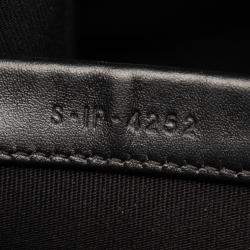 مملوكة مسبقًا حقيبة يد سيلين كاباس كانفاس مطلي بختم تريومفه بني كبير جدًا