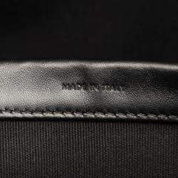 مملوكة مسبقًا حقيبة يد سيلين كاباس كانفاس مطلي بختم تريومفه بني كبير جدًا