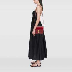 Pre Owned حقيبة كلاسيك بوكس سيلين جلد عجل أحمر متوسطة