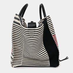 مملوكة مسبقًا حقيبة يد توب هاندل سيلين فانتوم 2017 قماش مخطط أبيض/أسود