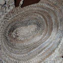 Pre Owned حقيبة كتف سلين تريومف من القش بيج/بني