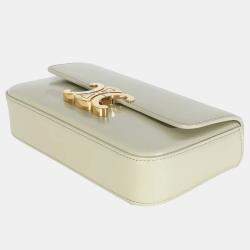 مملوكة مسبقًا Celine Almond Green Shiny Calfskin Triomphe Chain Shoulder Bag