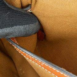 مملوكة مسبقًا Celine Brown Medium Triomphe Coated Canvas Folco Crossbody