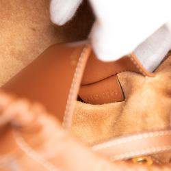 مملوكة مسبقًا حقيبة سيلين كاباس برباط تريومف جلد العجل بني صغيرة