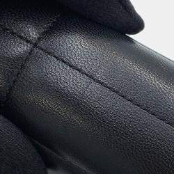 مملوكة مسبقًا Celine Mono Chrome Chain shoulder Bag Black Leather