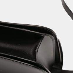 Pre Owned حقيبة صندوق كلاسيك سيلين جلد عجل أسود متوسط الحجم