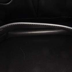 Pre Owned علبة كلاسيكية سيليين جلد عجل أسود متوسط