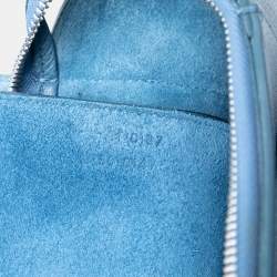 مملوكة مسبقًا حقيبة حزام جلد عجل محبب صغير بلون أزرق من سيلين