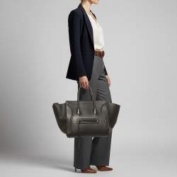 Pre Owned Celine Phantom Luggage Medium Black Leather Tote