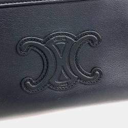 مملوكة مسبقًا Celine Black Leather Triumph Clutch-On-Chain Crossbody Bag