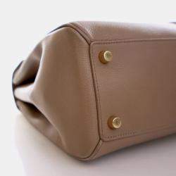 مملوكة مسبقًا Celine Classique Calfskin 16 Top Handle Bag