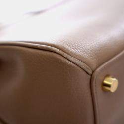 مملوكة مسبقًا Celine Classique Calfskin 16 Top Handle Bag