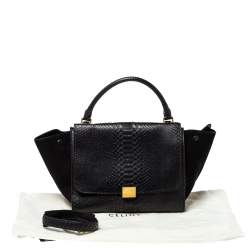 مملوكة مسبقًا Celine Black Python and Suede Medium Trapeze Top Handle Bag