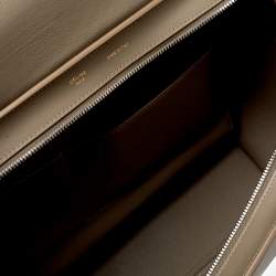 مملوكة مسبقًا Celine Tri Color Leather and Python Medium Trapeze Top Handle Bag