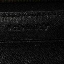 Pre Owned Celine Cream Patent Leather Zip Around Wallet