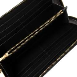 Pre Owned Celine Cream Patent Leather Zip Around Wallet