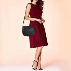 Pre Owned Celine Black Leather Medium Trotteur Shoulder Bag