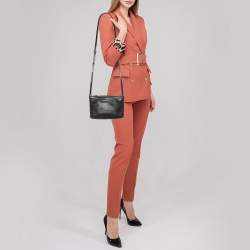 مملوكة مسبقًا حقيبة كروس سيلين تريو جلد أسود