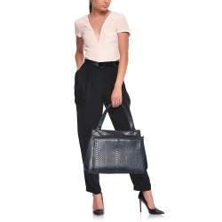 Pre Owned حقيبة سيلين ايدج جلد ثعبان زرقاء  يد علوية متوسطة